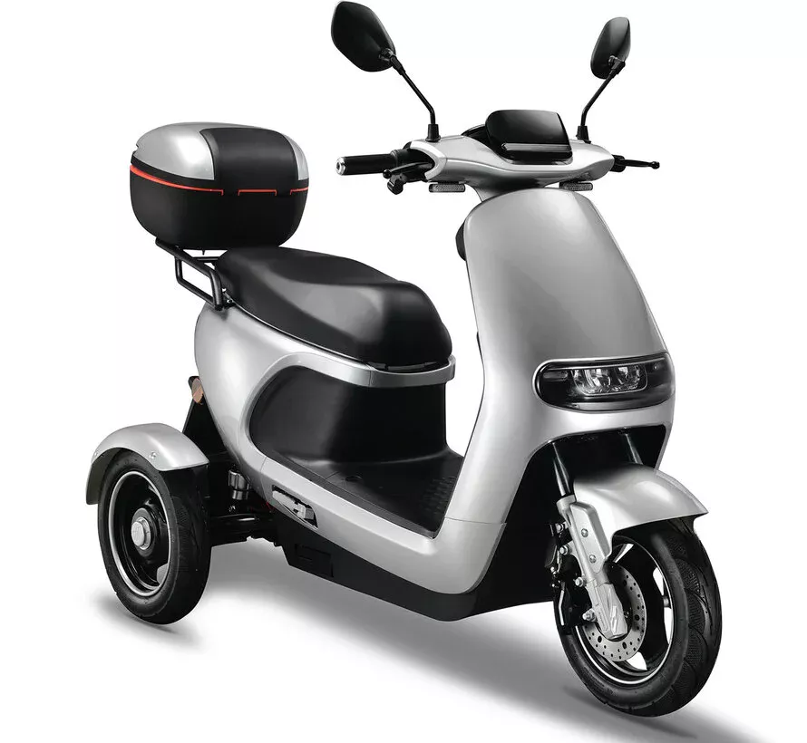 IVA TR3 2.0 Zilver Scootmobiel
